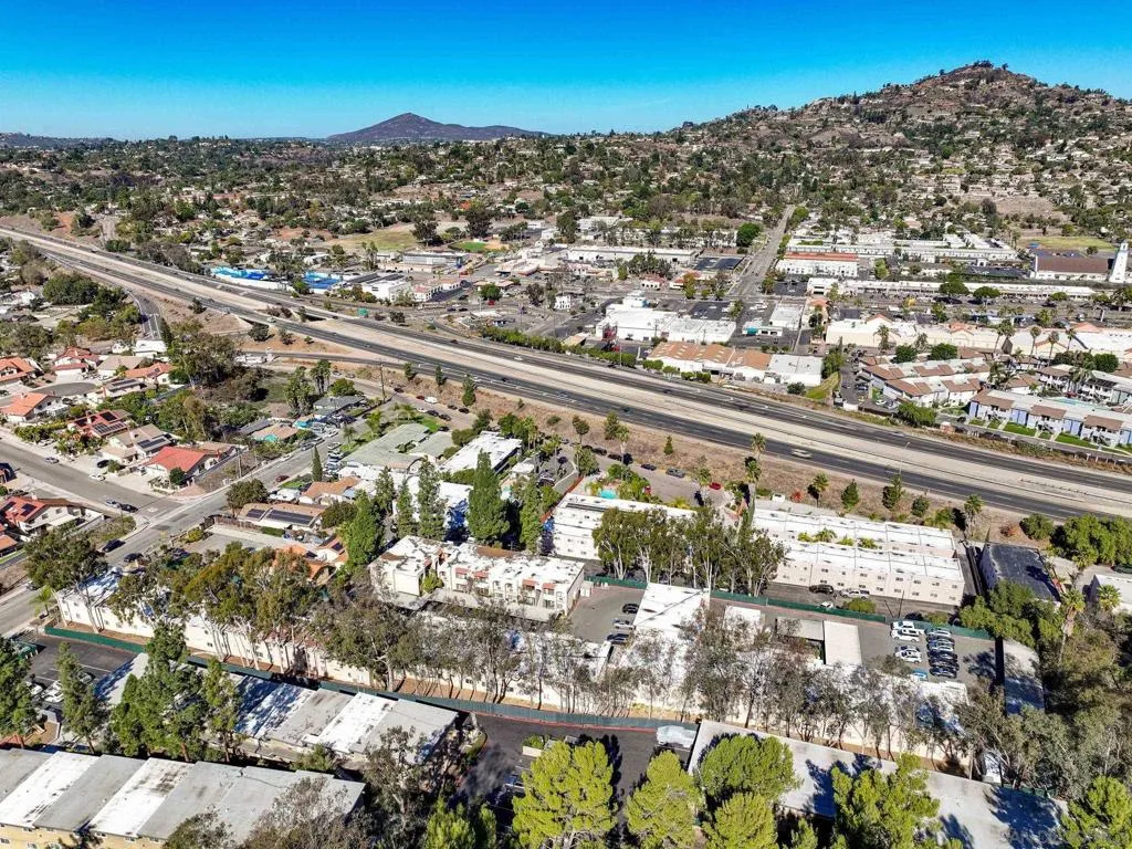 , Spring Valley, California 91977 home-pic-27