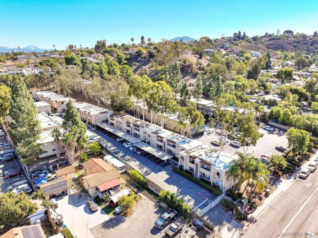 , Spring Valley, California 91977 home-pic-22