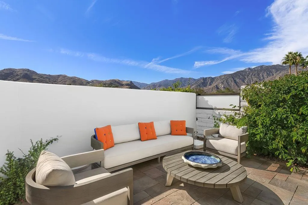 3692 Escoba Drive, Palm Springs, California 92264 home-pic-34