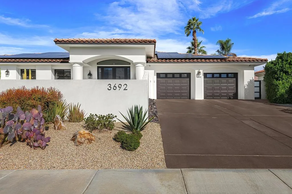 3692 Escoba Drive, Palm Springs, California 92264 home-pic-3