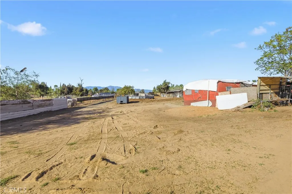 10527 60th, Jurupa Valley, California 91752 home-pic-25