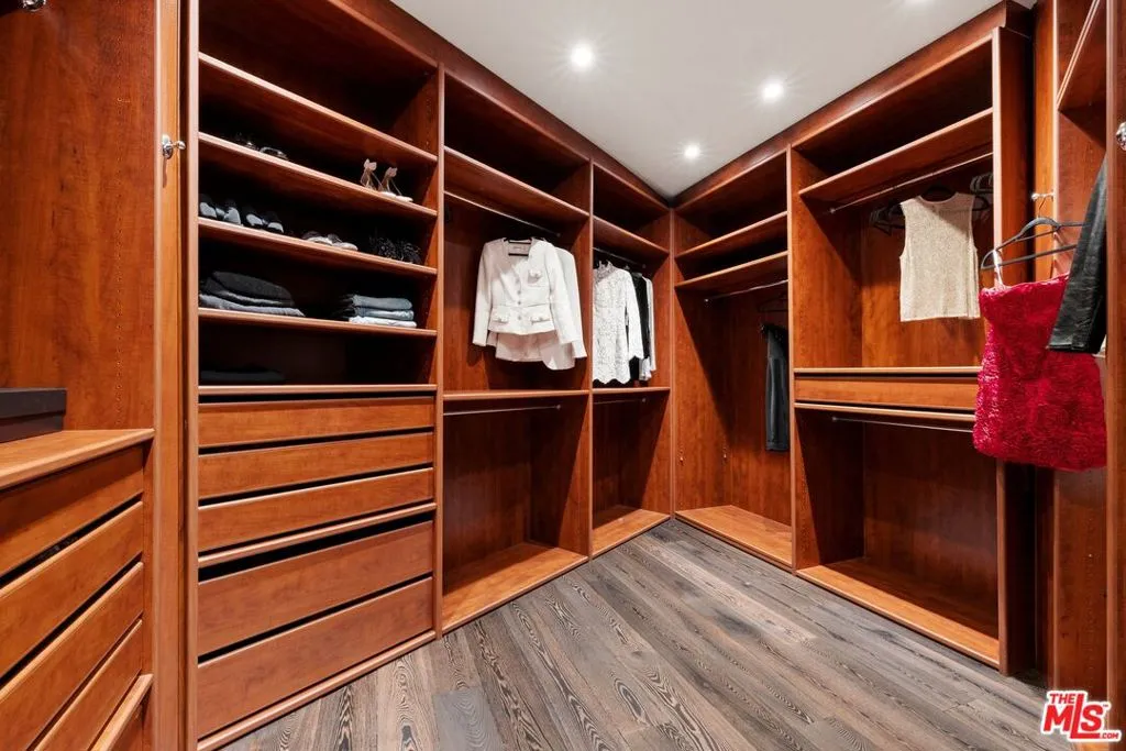 15216 Antelo Place, Los Angeles, California 90077 home-pic-26