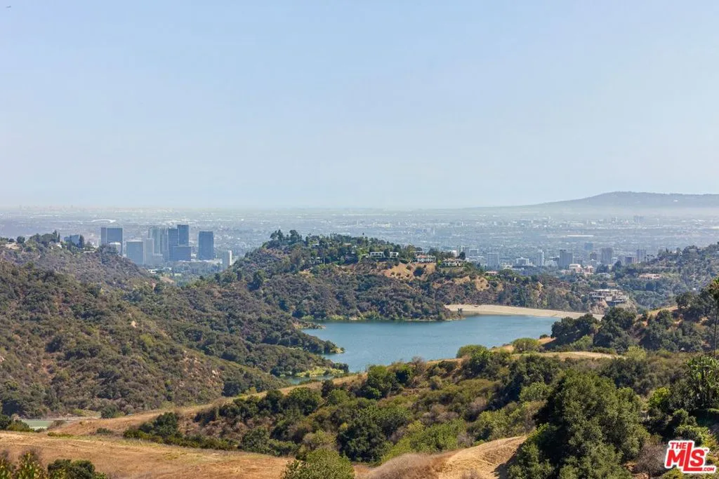 15216 Antelo Place, Los Angeles, California 90077 home-pic-39