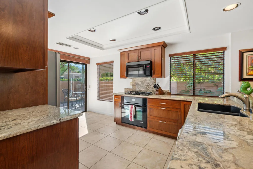 73256 Foxtail Lane, Palm Desert, California 92260 home-pic-3