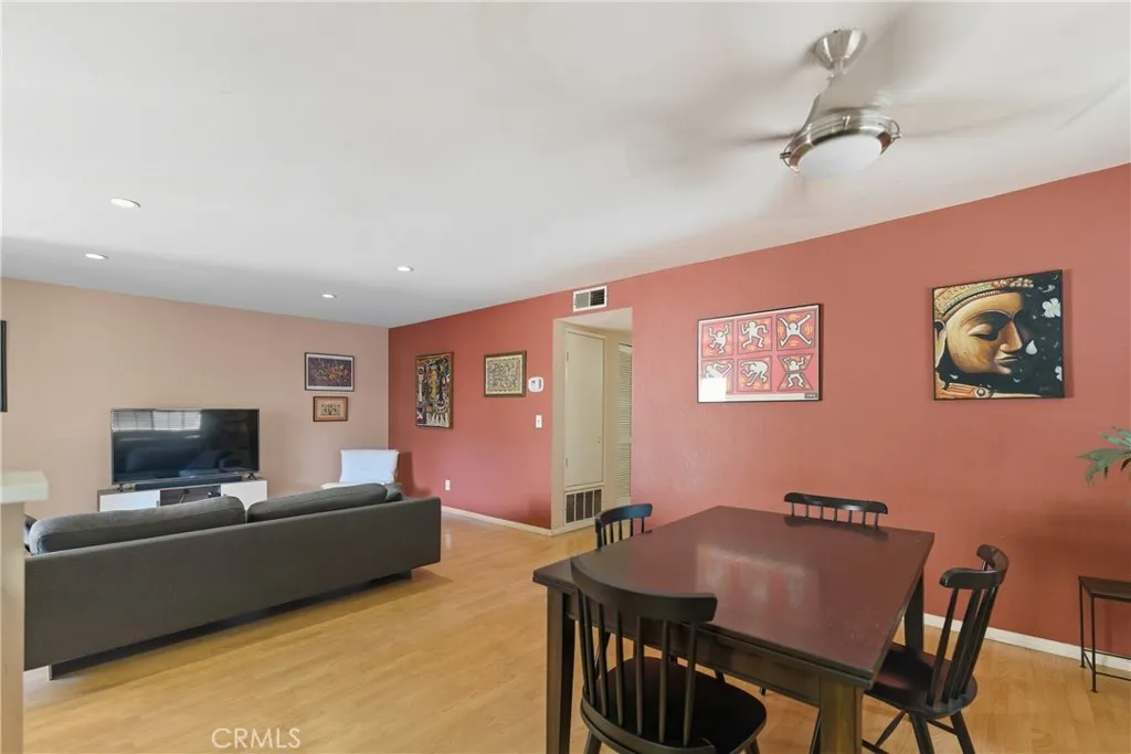 4141 Hathaway, Long Beach, California 90815 home-pic-9