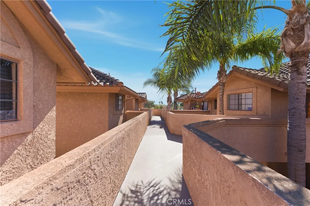 4141 Hathaway, Long Beach, California 90815 home-pic-2