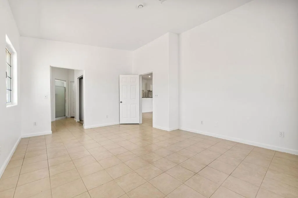 22135 Lamel Drive, Desert Hot Springs, California 92241 home-pic-30