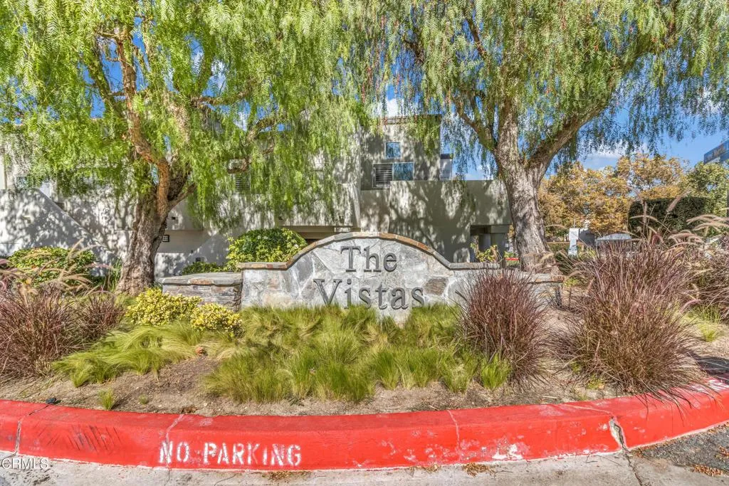 21334 Nandina Lane 204, Newhall, California 91321 home-pic-36