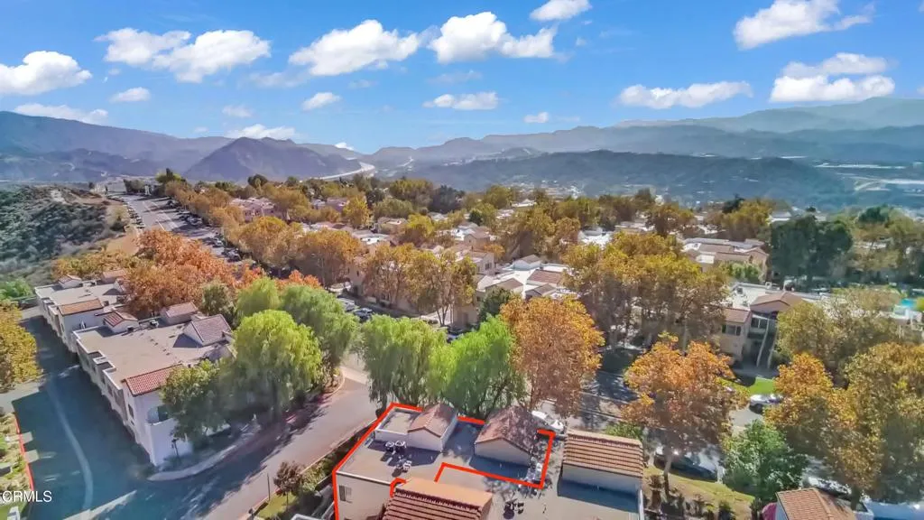 21334 Nandina Lane 204, Newhall, California 91321 home-pic-35