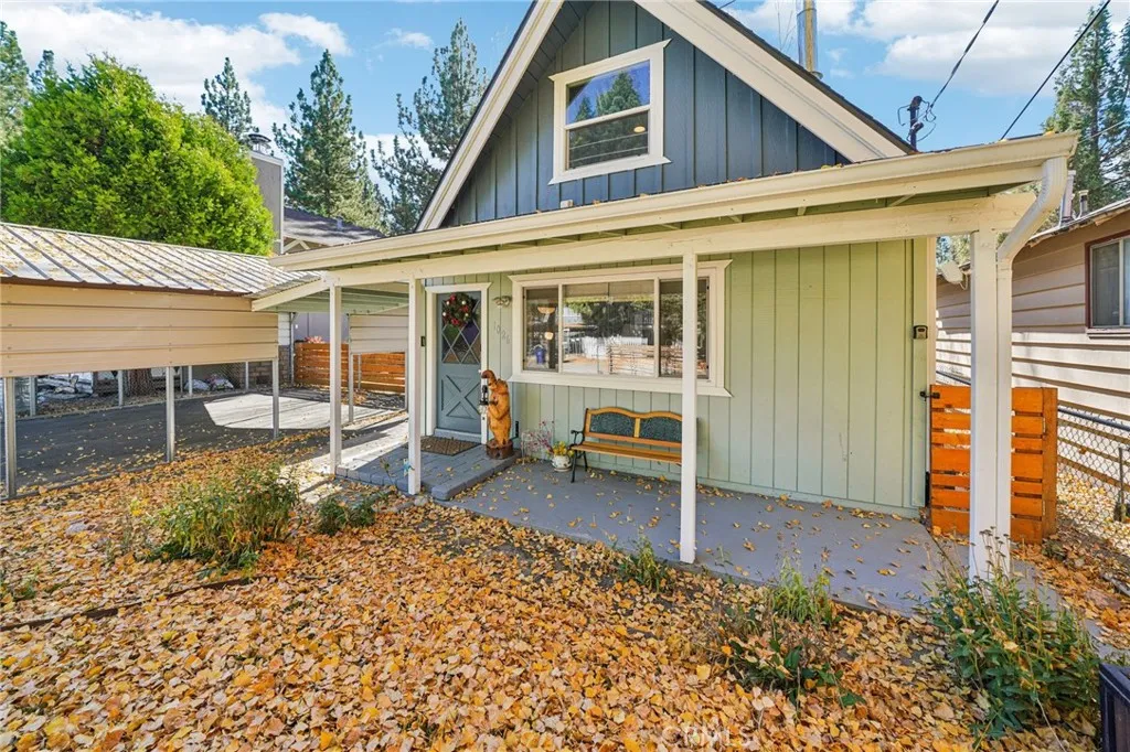 1026 W Country Club, Big Bear, California 92314 home-pic-2