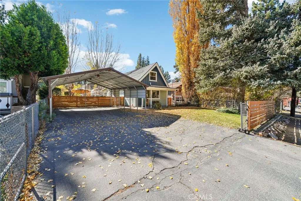 1026 W Country Club, Big Bear, California 92314 home-pic-1