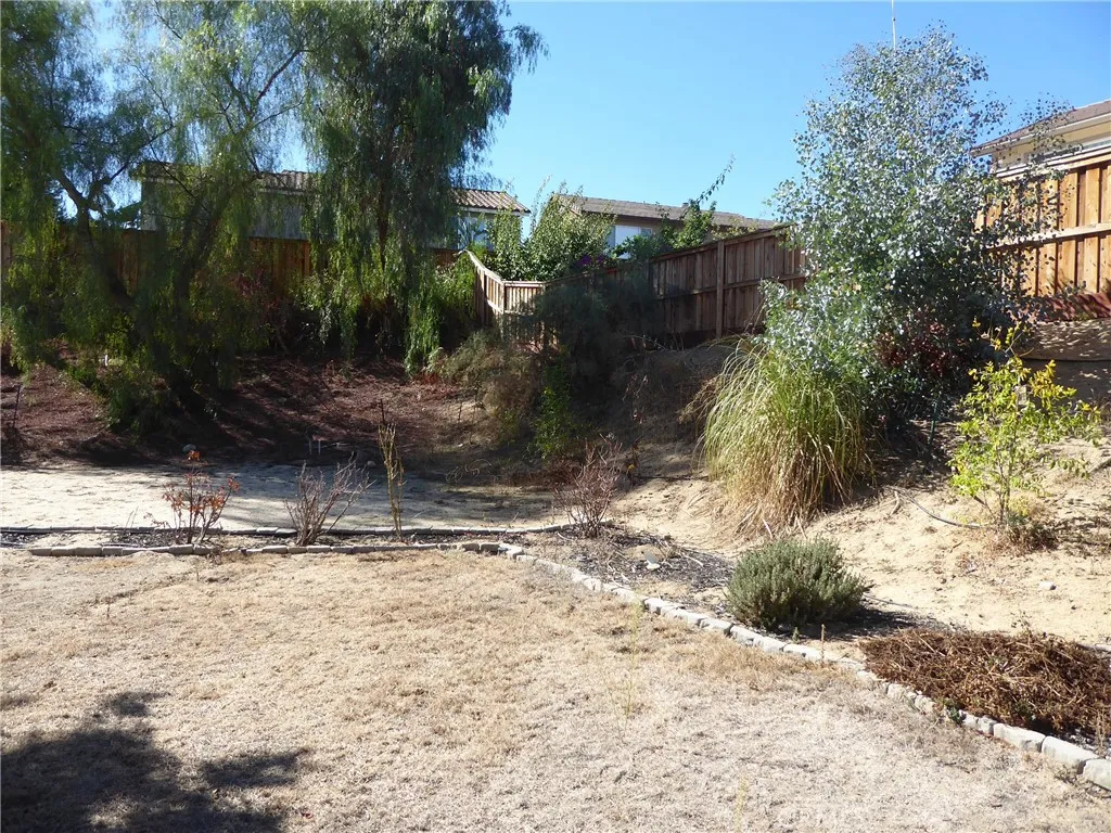 27069 Dawnview Court, Corona, California 92883 home-pic-40