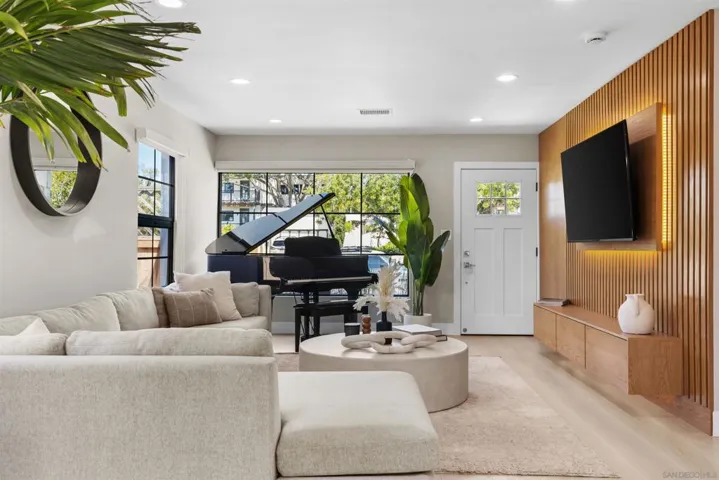 1235 Wilbur Ave, San Diego, California 92109