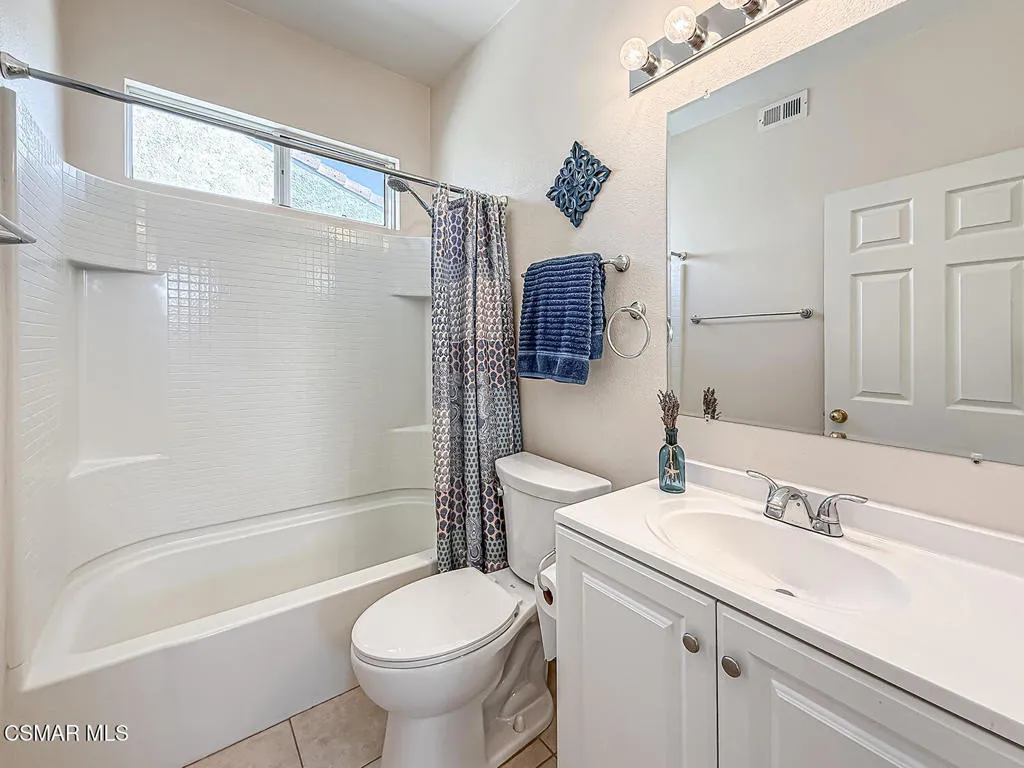 4030 Villamonte Court, Camarillo, California 93010 home-pic-24