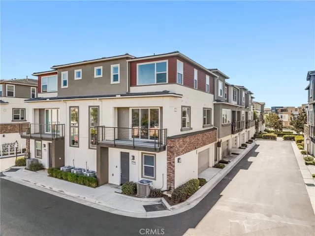 221 Carmona, Lake Forest, California 92630