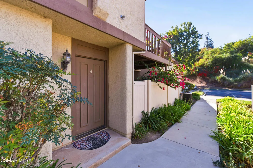 1114 Catlin Street A, Simi Valley, California 93065 home-pic-0