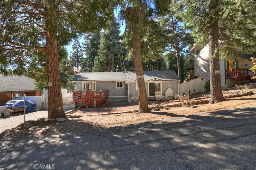 31435 Oakleaf, Running Springs, California 92382 home-pic-0