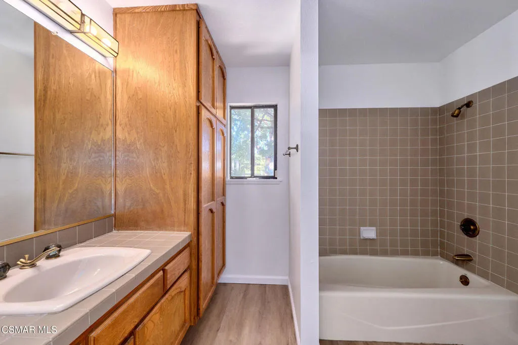 751 Wildwood Avenue, Thousand Oaks, California 91360 home-pic-49