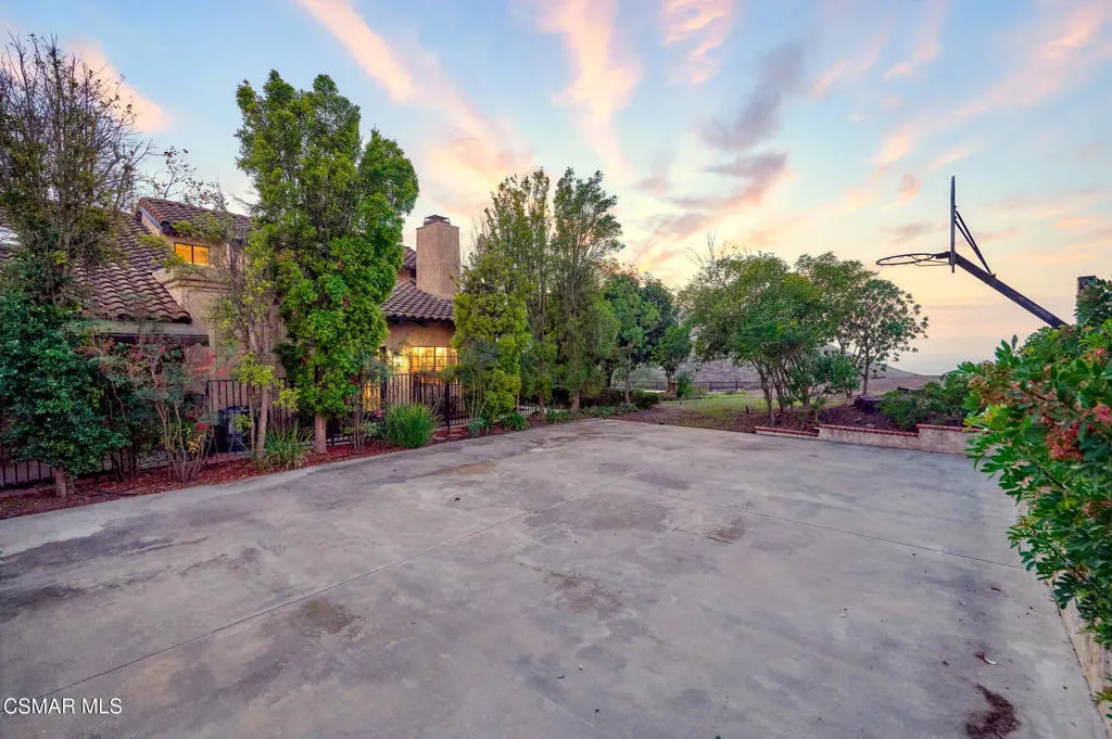 751 Wildwood Avenue, Thousand Oaks, California 91360 home-pic-78
