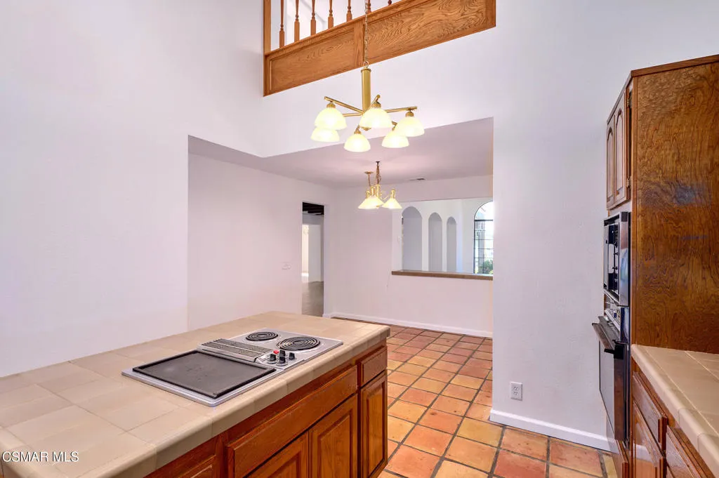 751 Wildwood Avenue, Thousand Oaks, California 91360 home-pic-33