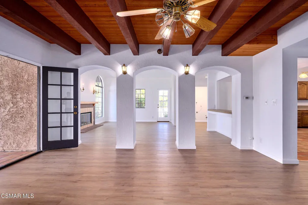 751 Wildwood Avenue, Thousand Oaks, California 91360 home-pic-24