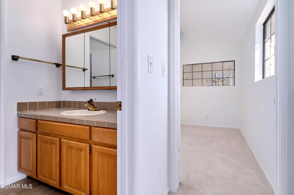 751 Wildwood Avenue, Thousand Oaks, California 91360 home-pic-62