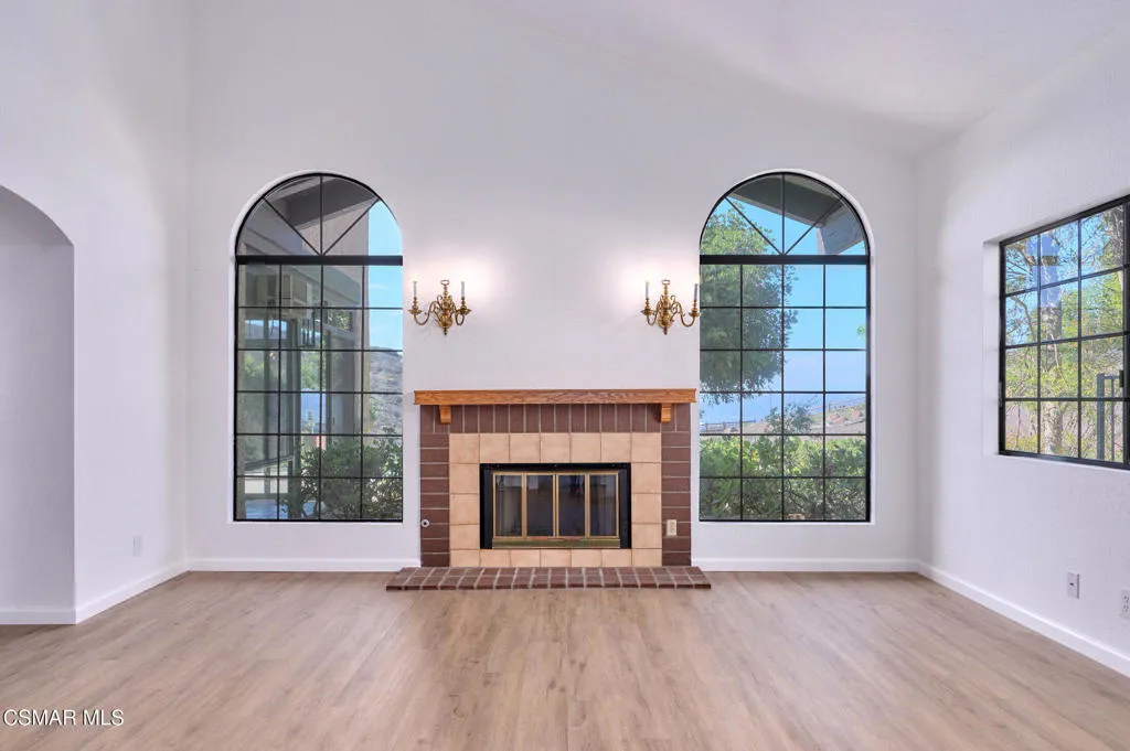 751 Wildwood Avenue, Thousand Oaks, California 91360 home-pic-25