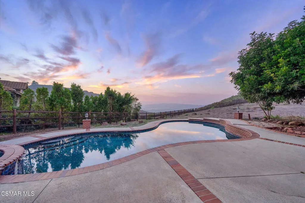 751 Wildwood Avenue, Thousand Oaks, California 91360 home-pic-74