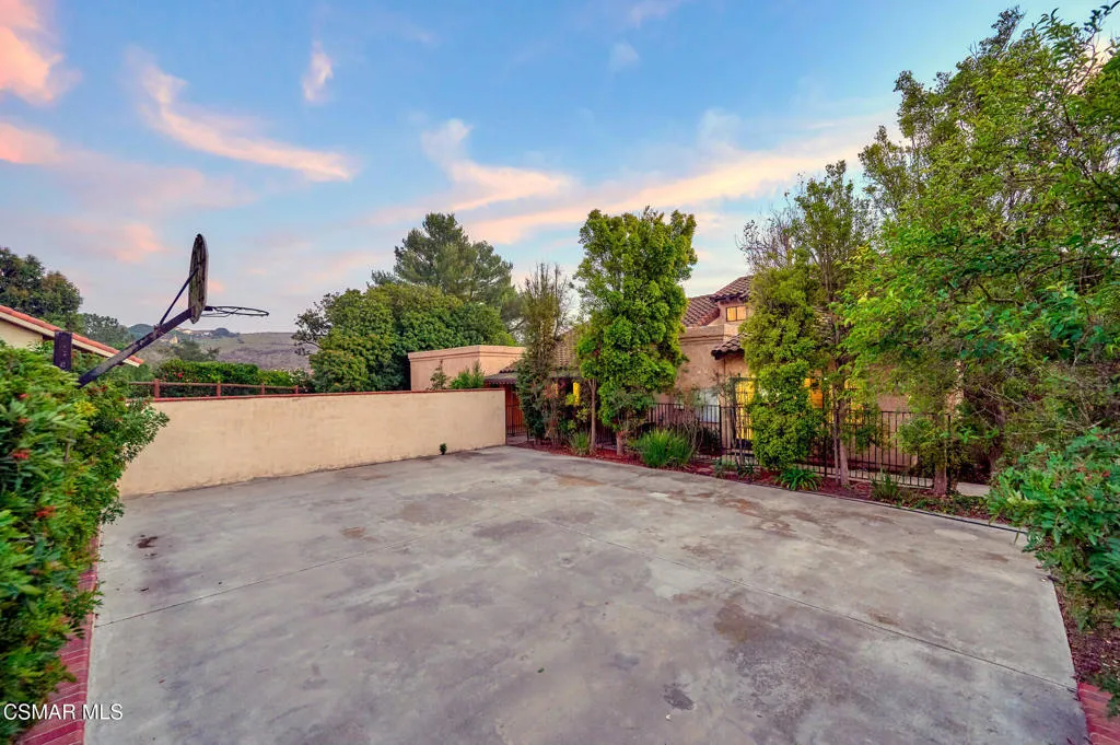 751 Wildwood Avenue, Thousand Oaks, California 91360 home-pic-79