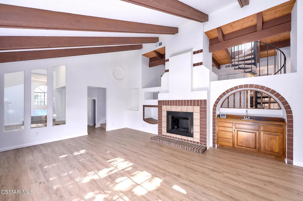 751 Wildwood Avenue, Thousand Oaks, California 91360 home-pic-9