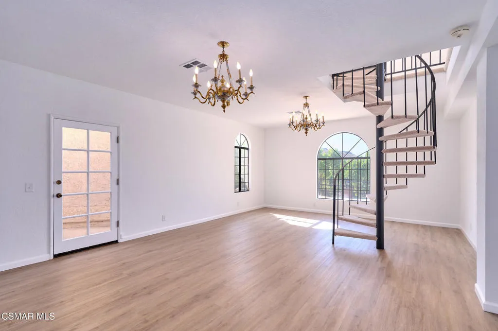 751 Wildwood Avenue, Thousand Oaks, California 91360 home-pic-16