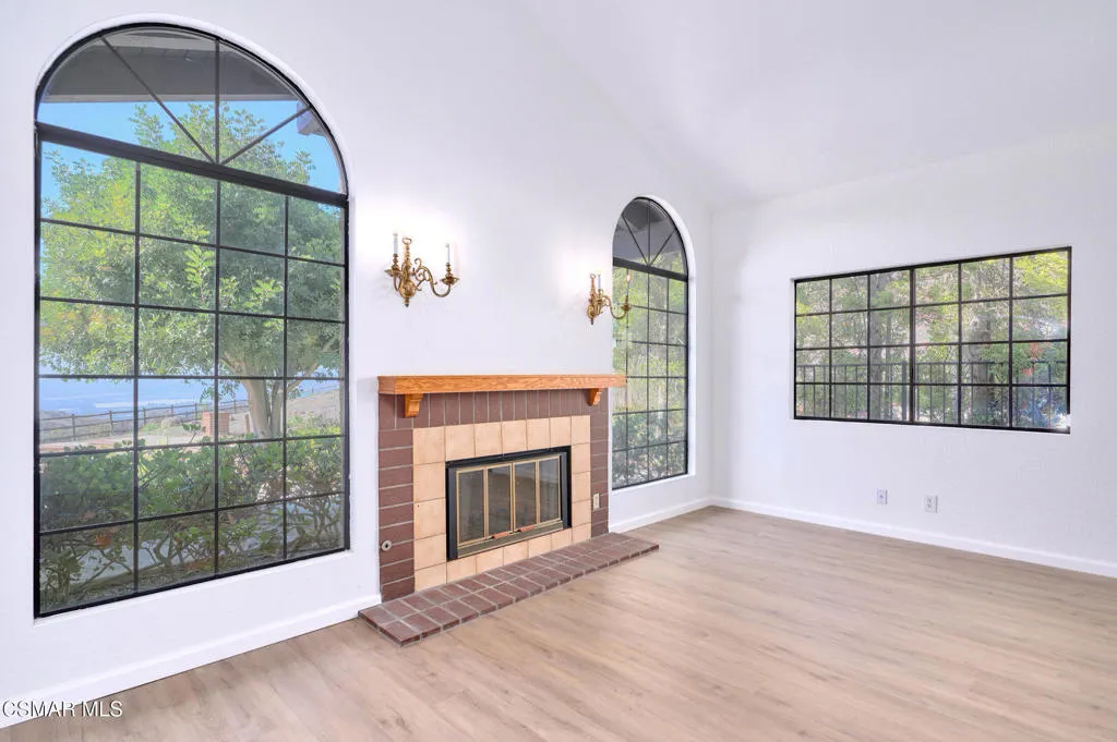 751 Wildwood Avenue, Thousand Oaks, California 91360 home-pic-26