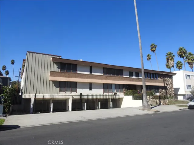 409 S Manhattan, Los Angeles, California 90020