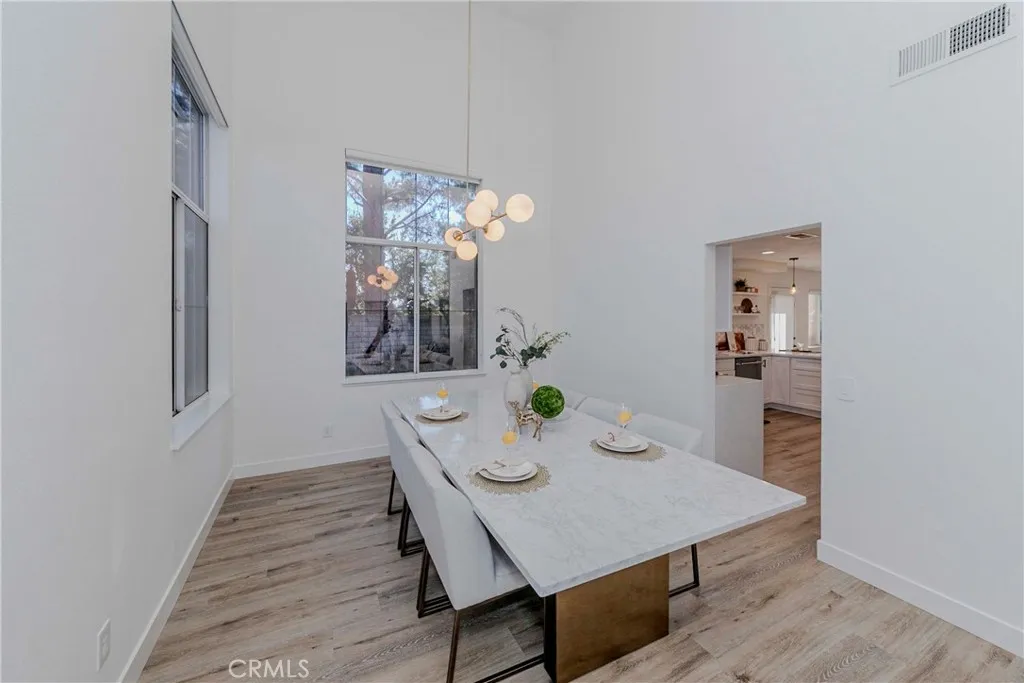 702 Oakcrest Avenue, Brea, California 92821 home-pic-11