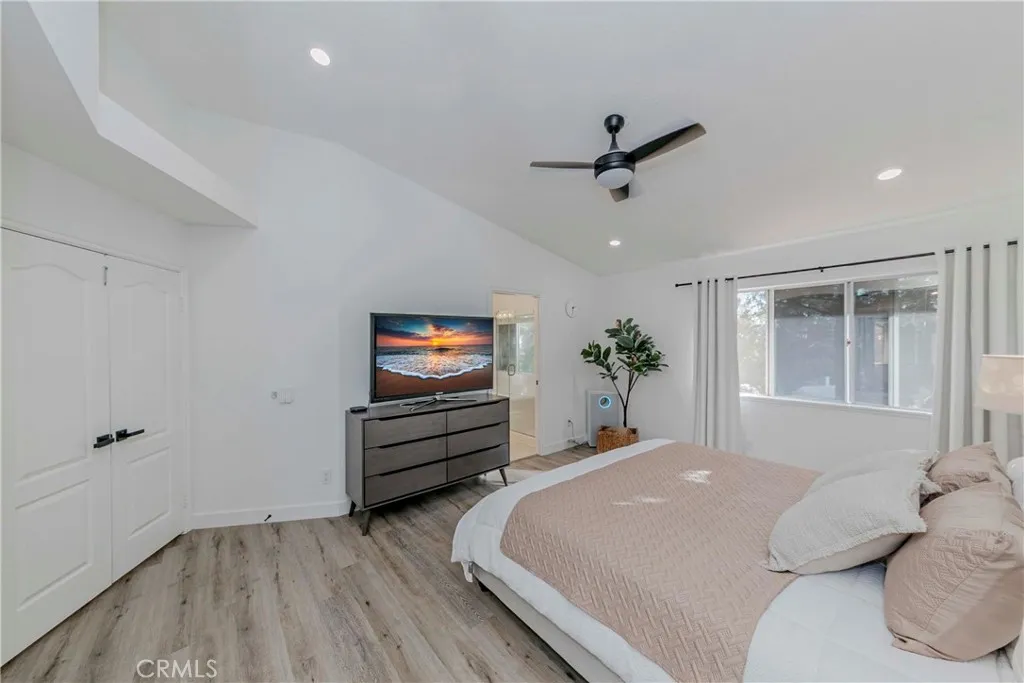 702 Oakcrest Avenue, Brea, California 92821 home-pic-32