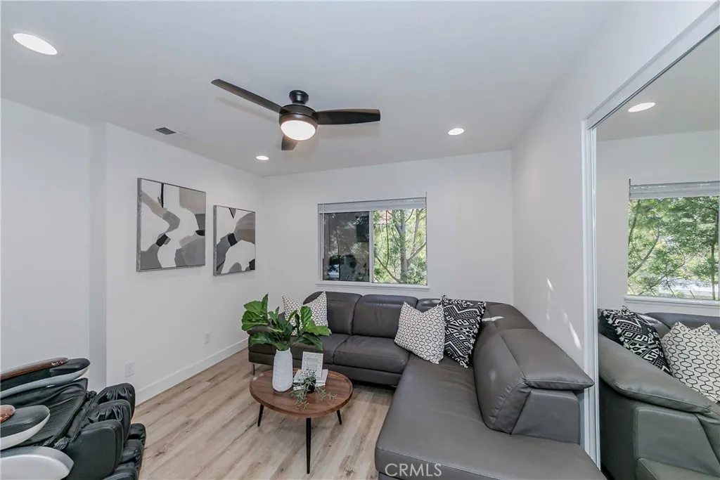 702 Oakcrest Avenue, Brea, California 92821 home-pic-39