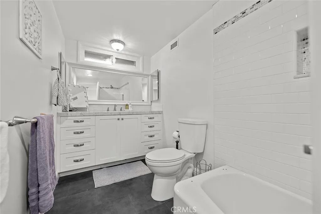 3176 Armourdale, Long Beach, California 90808 home-pic-10