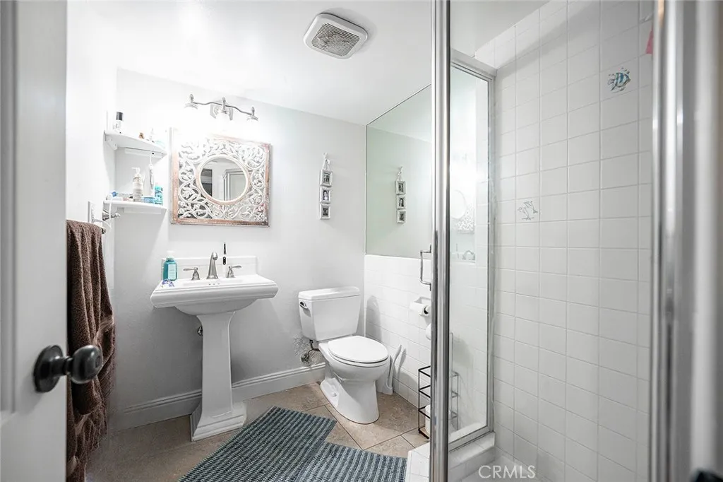 3176 Armourdale, Long Beach, California 90808 home-pic-15