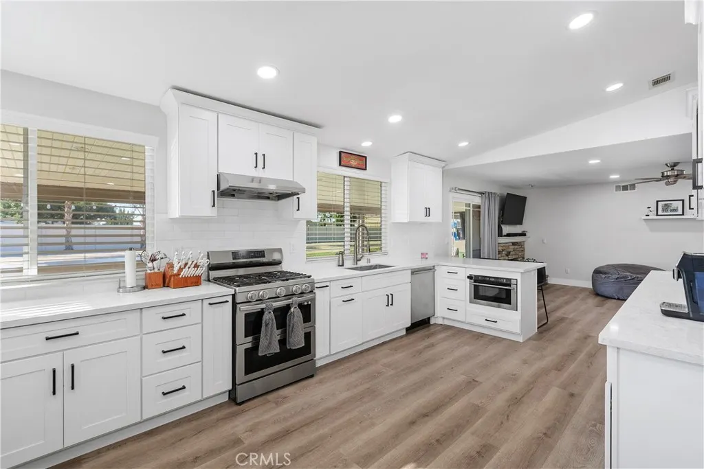 4725 Foxborough Court, Jurupa Valley, California 92509 home-pic-21