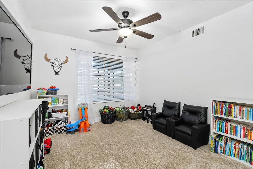 4725 Foxborough Court, Jurupa Valley, California 92509 home-pic-25