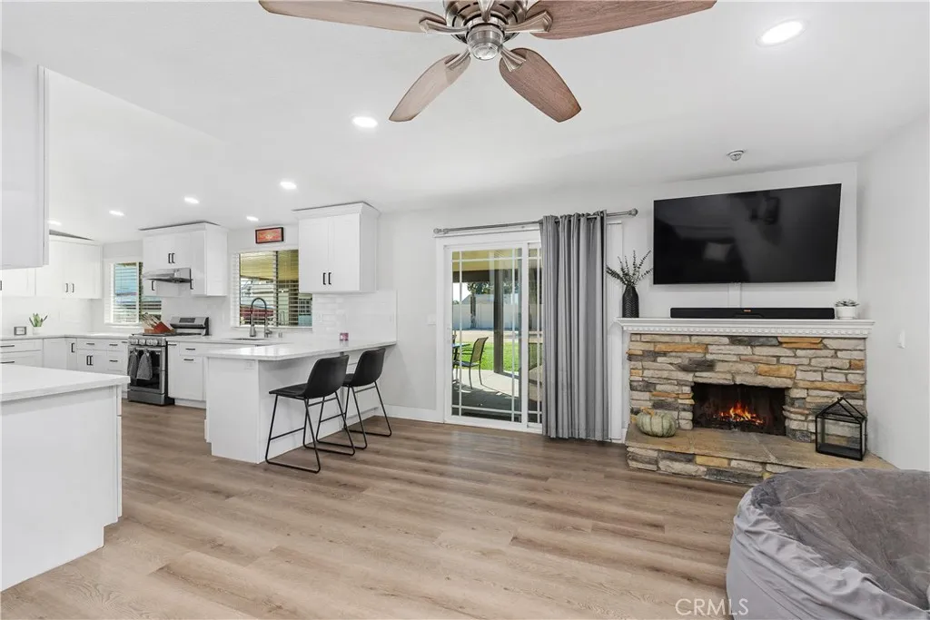 4725 Foxborough Court, Jurupa Valley, California 92509 home-pic-18