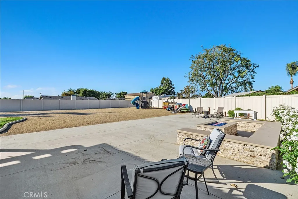 4725 Foxborough Court, Jurupa Valley, California 92509 home-pic-40