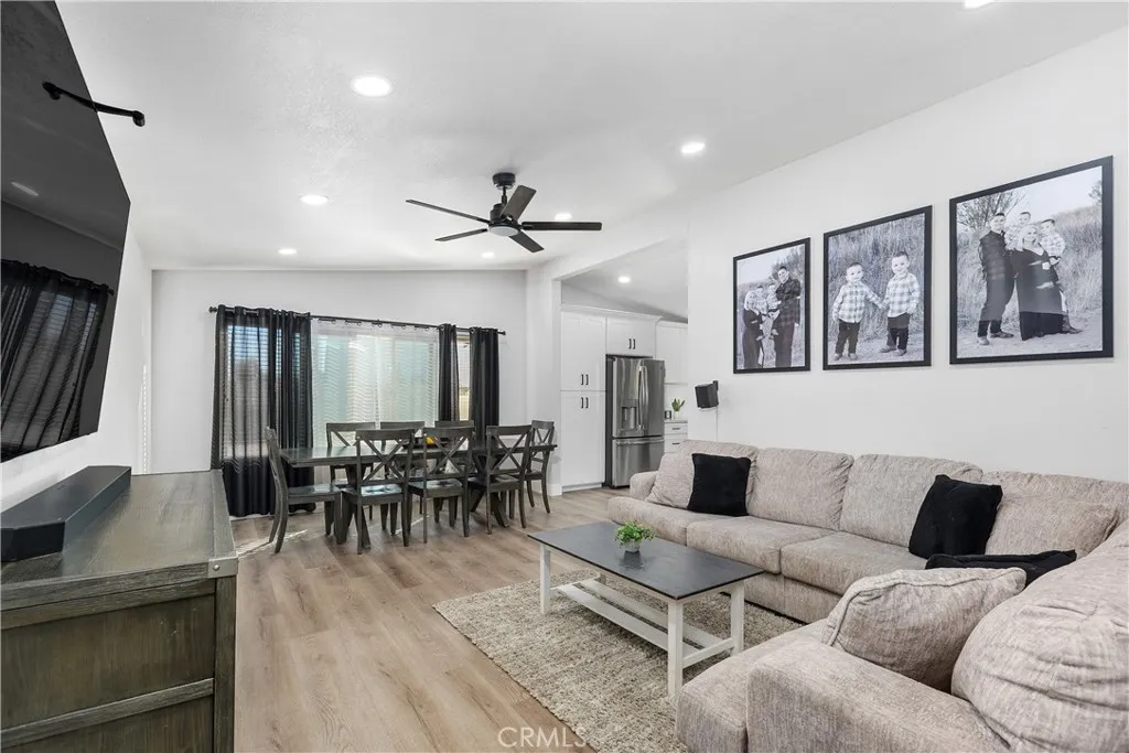 4725 Foxborough Court, Jurupa Valley, California 92509 home-pic-11