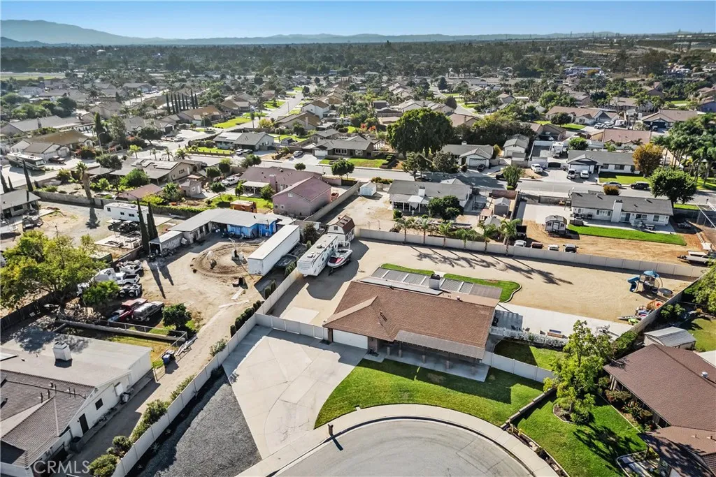 4725 Foxborough Court, Jurupa Valley, California 92509 home-pic-4