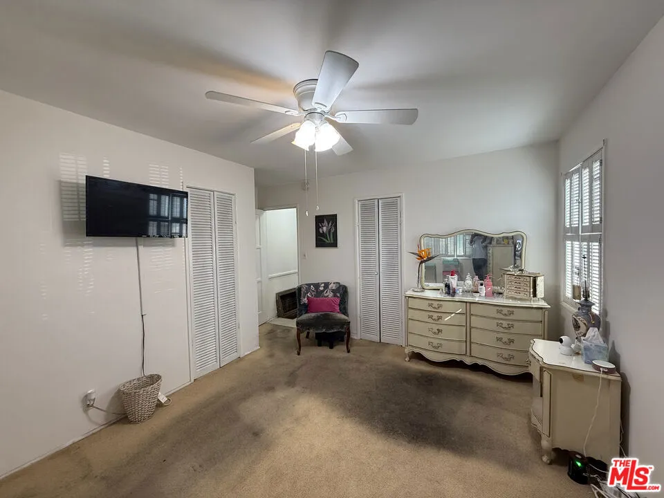 3810 S Dunsmuir Avenue, Los Angeles, California 90008 home-pic-9