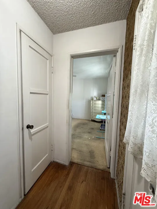 3810 S Dunsmuir Avenue, Los Angeles, California 90008 home-pic-7