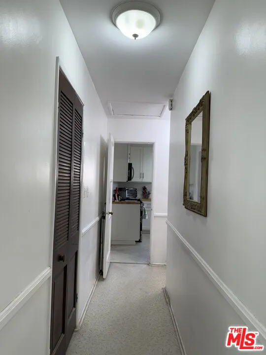 3810 S Dunsmuir Avenue, Los Angeles, California 90008 home-pic-13