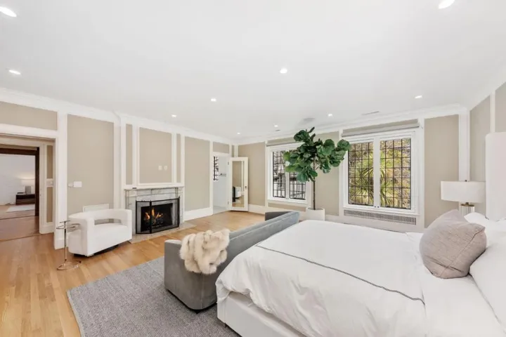 85 Fagan Drive, Hillsborough, California 94010