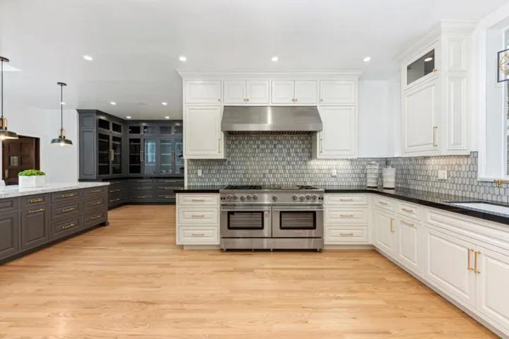 85 Fagan Drive, Hillsborough, California 94010