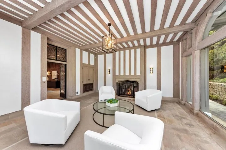 85 Fagan Drive, Hillsborough, California 94010